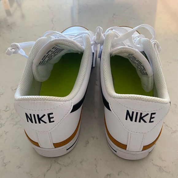 Nike Women’s Court Legacy Shoes - Picture 2 of 3